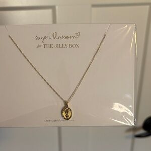 Gold Pendant Necklace